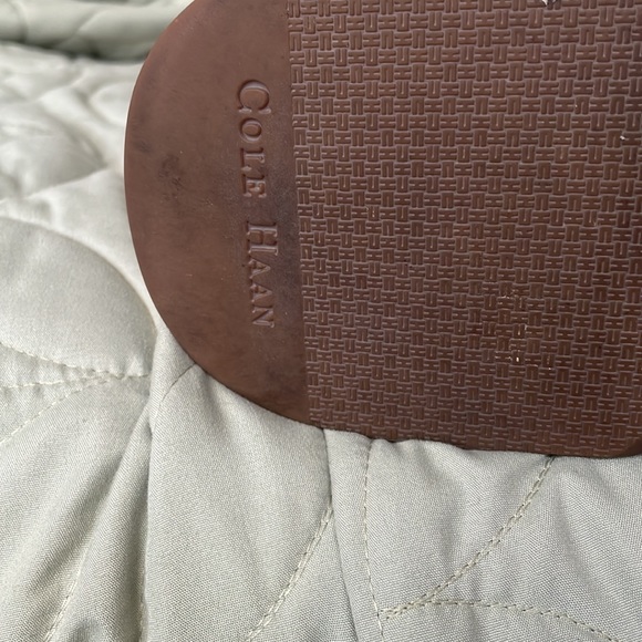 Men’s Size 13M Cole Haan Tan slip-on with wood trim and rubber sole - Picture 8 of 10